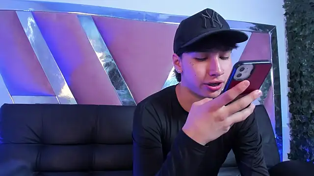 Snapshot of AngelFlexxx chatting on 16, 9, 2025 AngelFlexxx online show from 16, 9, 2025