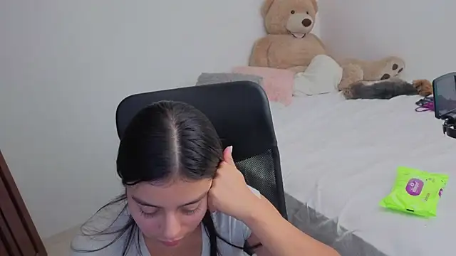 valerihouse online show from 12, 3, 2026