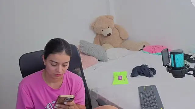 valerihouse online show from 21, 3, 2026