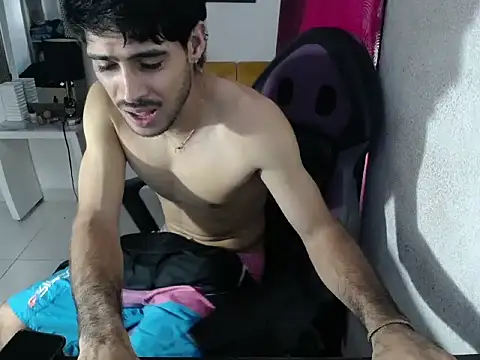 g0lden boss online show from 6, 11, 2025