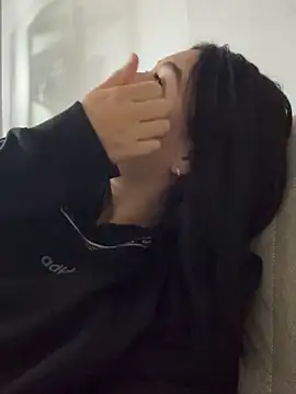 Scarlett 12 online show from 15, 9, 2025