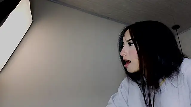 antonellariva  online show from 9, 1, 2026