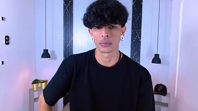 Franvill Trato online show from 2, 10, 2025