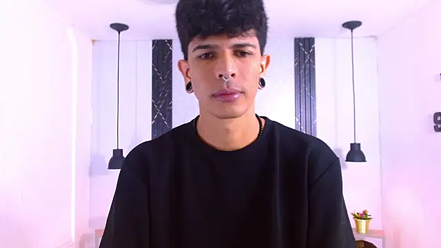 Franvill Trato online show from 21, 12, 2025