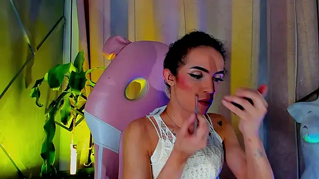Cristal Gem1 online show from 6, 7, 2026