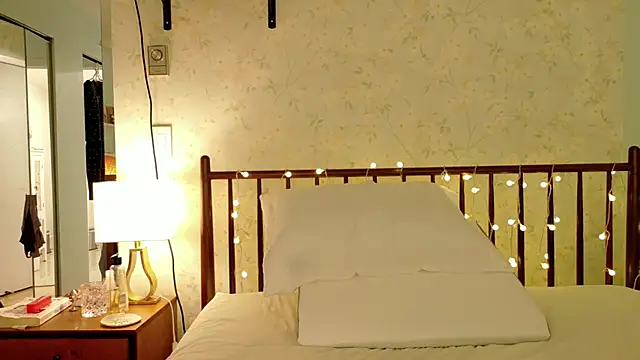 Snapshot of sicklitgirl chatting on 13, 10, 2025 sicklitgirl online show from 13, 10, 2025