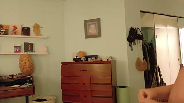 Snapshot of sicklitgirl chatting on 15, 10, 2025 sicklitgirl online show from 15, 10, 2025