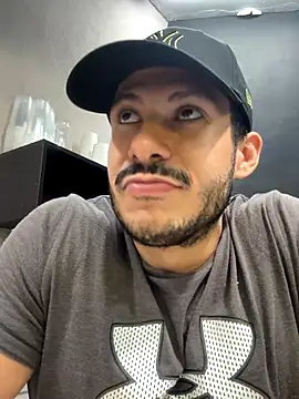 Snapshot of Darg98 chatting on 13, 9, 2025 Darg98 online show from 13, 9, 2025