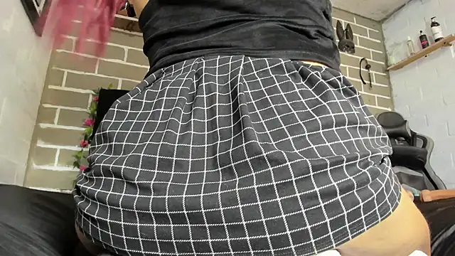 CharlotteBrowm online show from 10, 10, 2025