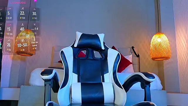 Snapshot of Thaiel_Fosteer chatting on 7, 11, 2025 Thaiel Fosteer online show from 7, 11, 2025