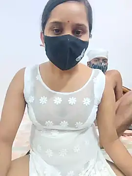 Snapshot of Miss_Riya20 chatting on 15, 4, 2026 Miss Riya20 online show from 15, 4, 2026