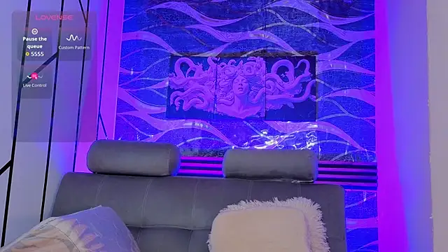 oliver mr  online show from 14, 4, 2026