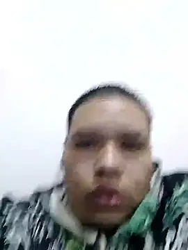 Snapshot of Yulian_bigclit7 chatting on 4, 4, 2026 Yulian bigclit7 online show from 4, 4, 2026