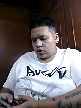 Snapshot of Yulian_bigclit7 chatting on 25, 4, 2026 Yulian bigclit7 online show from 25, 4, 2026