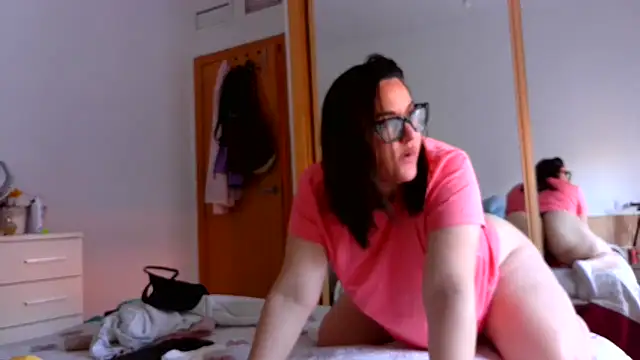 Snapshot of Cuquita83 chatting on 4, 4, 2026 Cuquita83 online show from 4, 4, 2026