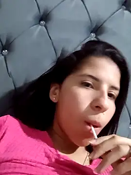 Snapshot of Liagni0 chatting on 10, 9, 2025 Liagni0 online show from 10, 9, 2025