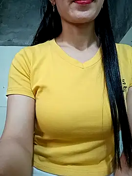 Snapshot of Vyvyy06 chatting on 24, 11, 2025 Vyvyy06 online show from 24, 11, 2025