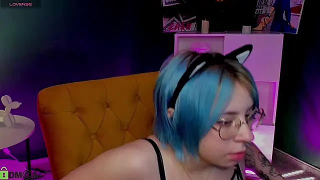 Snapshot of Penny_Stanley chatting on 4, 10, 2025 Penny Stanley online show from 4, 10, 2025