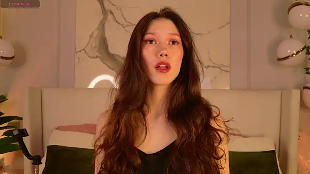 MaryNixon  online show from 27, 3, 2026