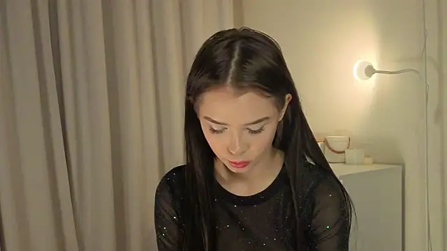 slyshypie online show from 6, 11, 2025