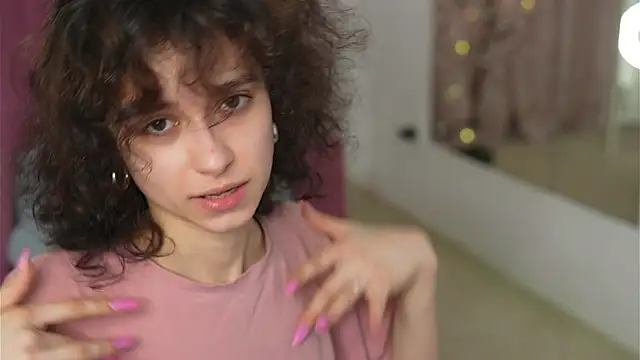 MimiLicks online show from 29, 11, 2025