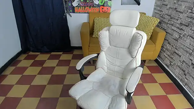 Snapshot of andres_sant chatting on 30, 10, 2025 andres sant online show from 30, 10, 2025