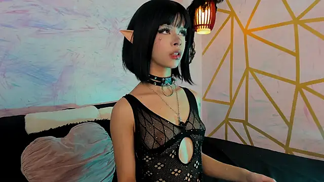Snapshot of badfairy chatting on 8, 10, 2025 badfairy online show from 8, 10, 2025