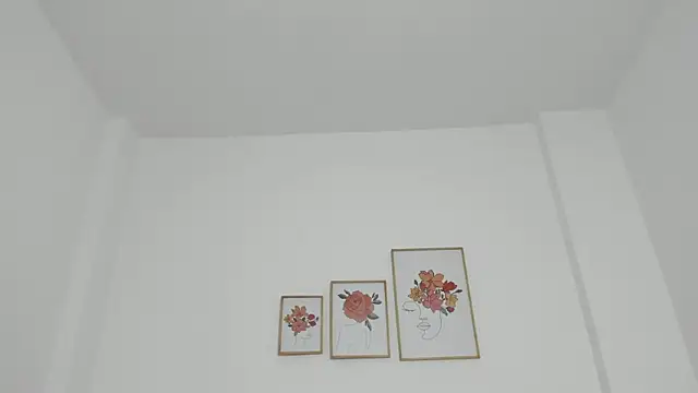 hellzel moon online show from 10, 10, 2025