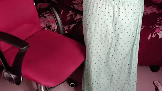 Snapshot of Sexy_Ara__Baby chatting on 9, 10, 2025 Sexy Ara  Baby online show from 9, 10, 2025