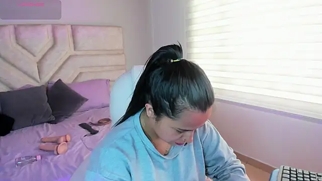  adahara queen online show from 28, 9, 2025