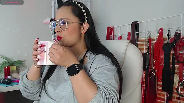  adahara queen online show from 18, 12, 2025