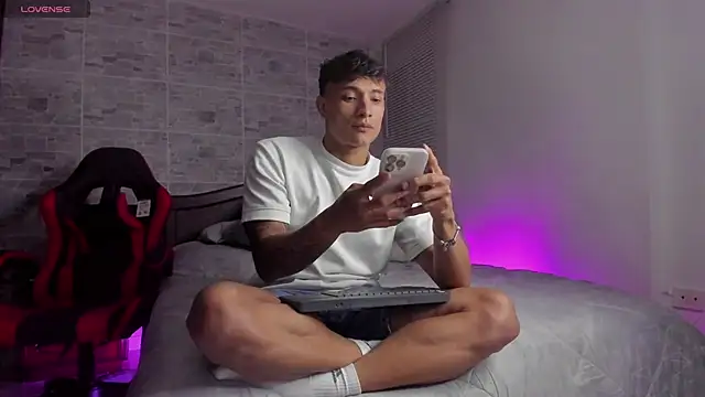 DavisFirb online show from 1, 12, 2025