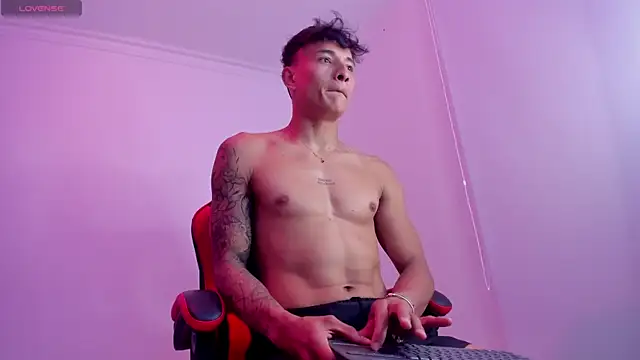 Snapshot of DavisFirb chatting on 20, 3, 2026 DavisFirb online show from 20, 3, 2026