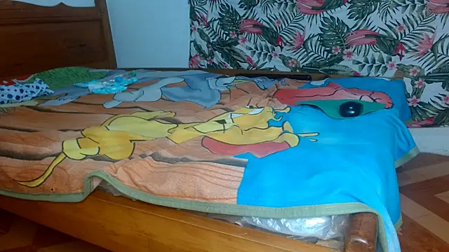 smallkarlakarla online show from 10, 4, 2026