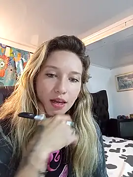 Snapshot of Licethf00x chatting on 4, 10, 2025 Licethf00x online show from 4, 10, 2025