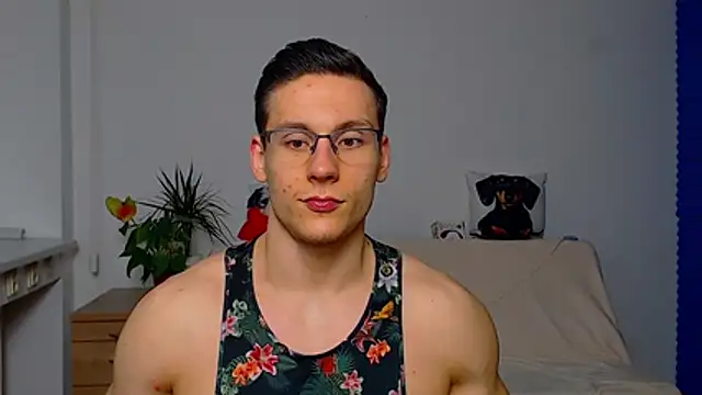 Snapshot of ZeinMiracles chatting on 20, 12, 2025 ZeinMiracles online show from 20, 12, 2025