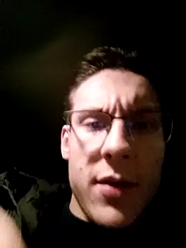 Snapshot of ZeinMiracles chatting on 21, 12, 2025 ZeinMiracles online show from 21, 12, 2025