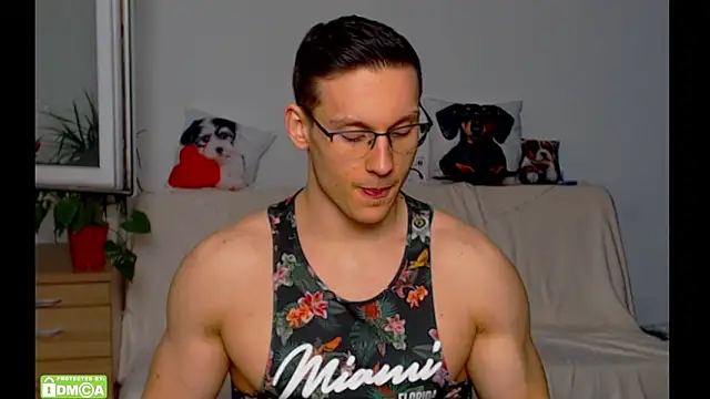 Snapshot of ZeinMiracles chatting on 28, 2, 2026 ZeinMiracles online show from 28, 2, 2026