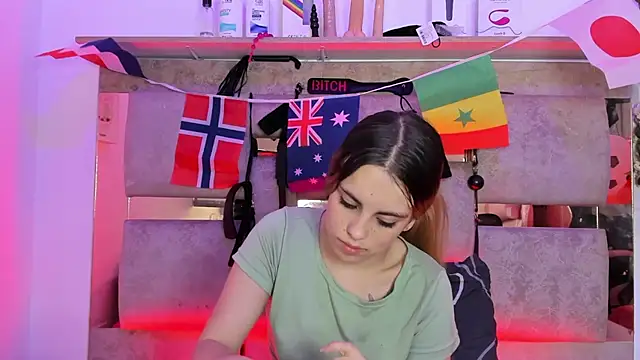 Snapshot of Natasha-Adams chatting on 19, 6, 2026 Natasha-Adams online show from 19, 6, 2026