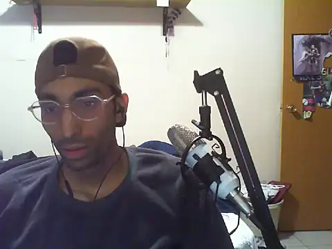 Snapshot of M1GU31923 chatting on 27, 10, 2025 M1GU31923 online show from 27, 10, 2025