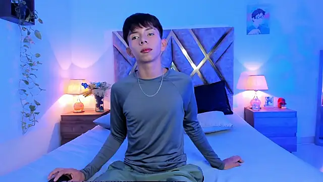 Hyunjin Son online show from 21, 10, 2025