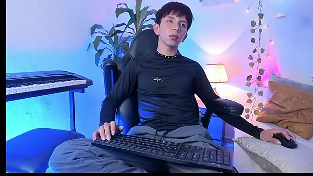 Snapshot of Hyunjin_Son chatting on 11, 4, 2026 Hyunjin Son online show from 11, 4, 2026