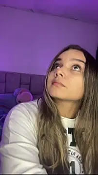 AnnyLopezzz  online show from 10, 2, 2026