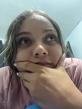 Snapshot of AnnyLopezzz_ chatting on 17, 3, 2026 AnnyLopezzz online show from 17, 3, 2026