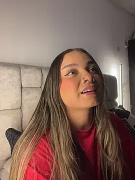 Snapshot of AnnyLopezzz_ chatting on 7, 4, 2026 AnnyLopezzz online show from 7, 4, 2026