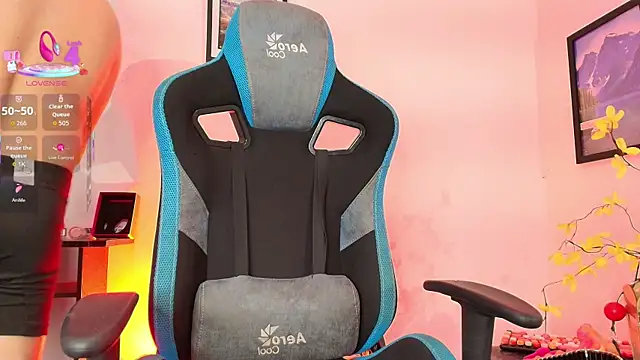 Snapshot of Michael_Lopez_1 chatting on 11, 4, 2026 Michael Lopez 1 online show from 11, 4, 2026