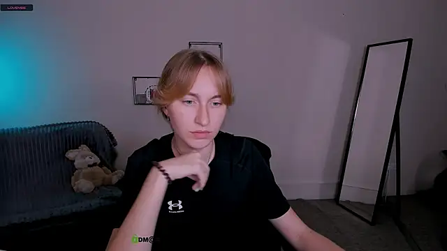 Snapshot of beauty_ginger_ chatting on 11, 9, 2025 beauty ginger  online show from 11, 9, 2025