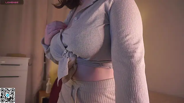 LakeshiaVodopich online show from 12, 10, 2025