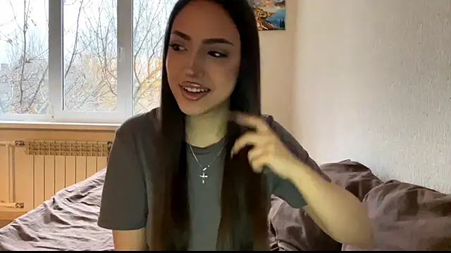 Leaf Unto online show from 7, 11, 2025