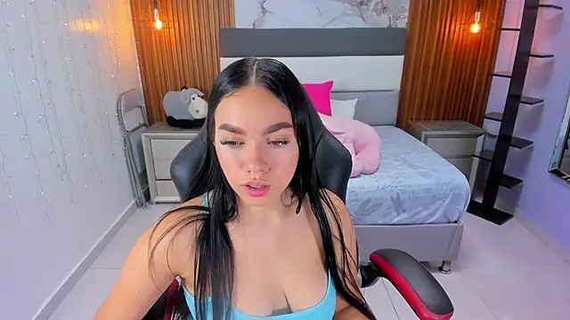 MOLLYSPENCER1 online show from 7, 11, 2025